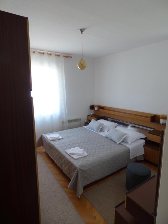 Apartment Ana, Free Garage Parking Šibenik Esterno foto