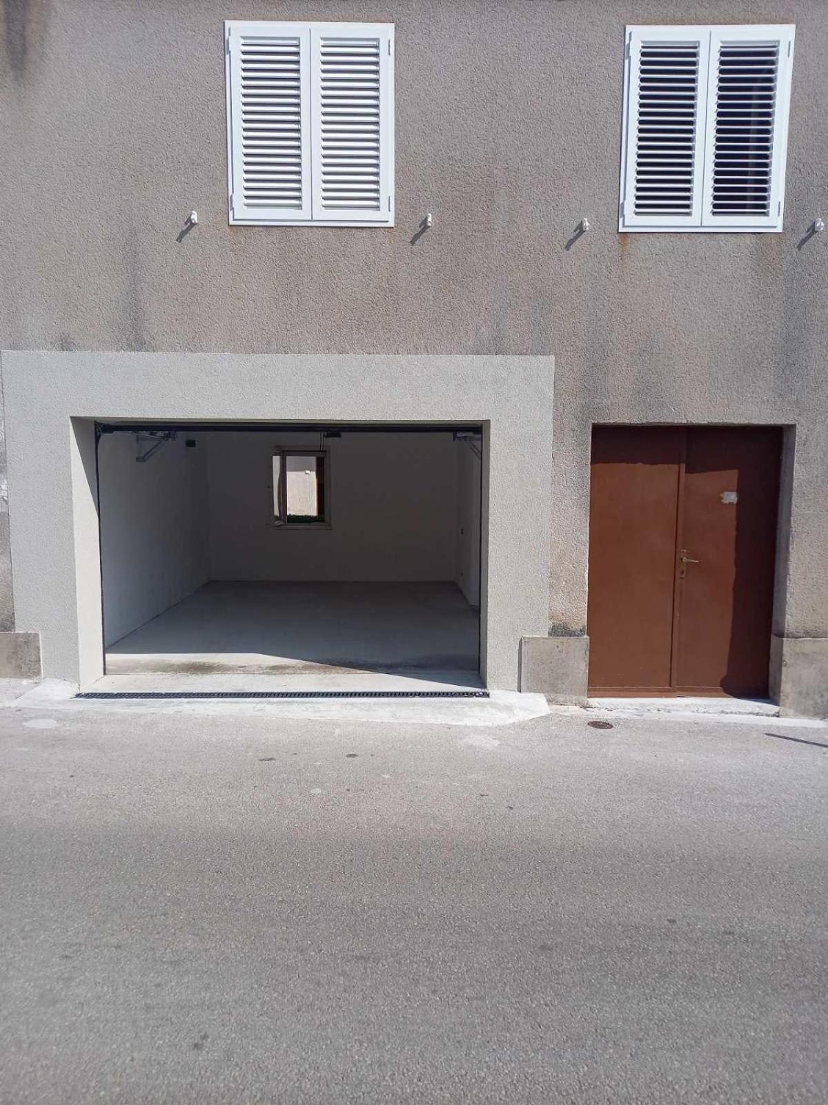 Apartment Ana, Free Garage Parking Šibenik Esterno foto